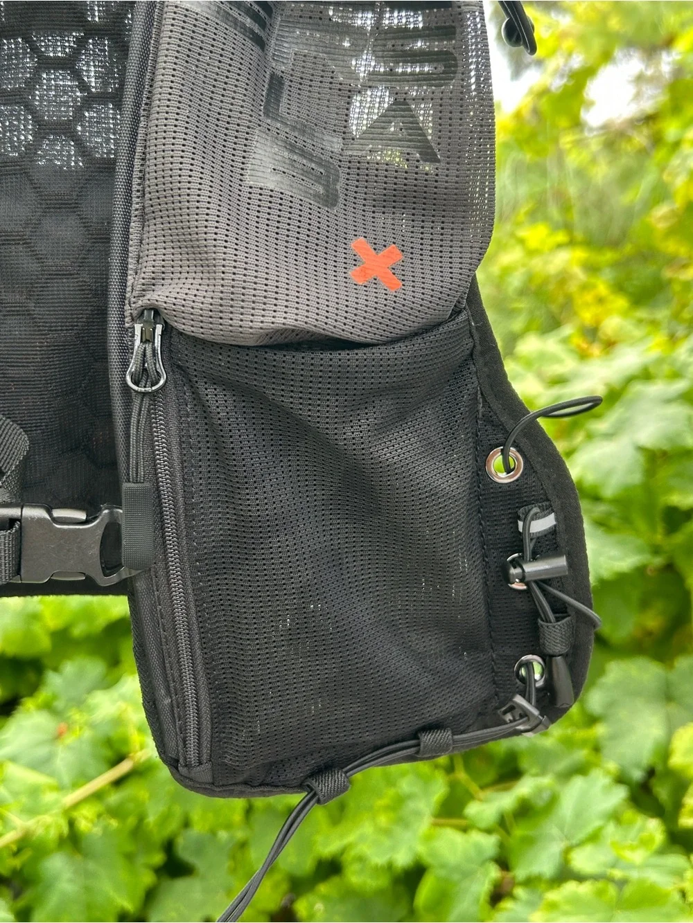 Deckers X Lab Running Vest/Pack for Hydration and Storage (New without tags)